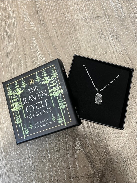 Fairyloot Jewelry - The Raven Cycle Pendant Necklace